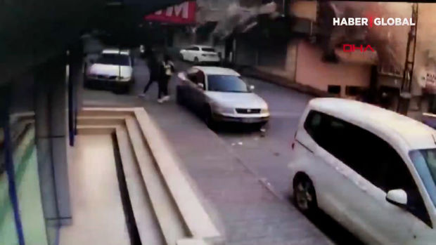 İstanbulda yaşayış binasında güclü partlayış baş verib - ANBAAN VİDEO