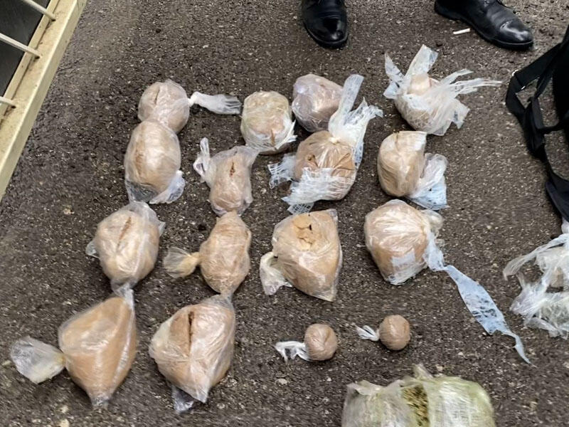 Maşınından 16 kq narkotik çıxdı - VİDEO - FOTO