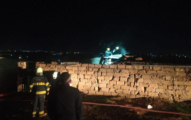 Dünən həbsdən çıxdı, bu gün evi yandırıb arvadını döydü