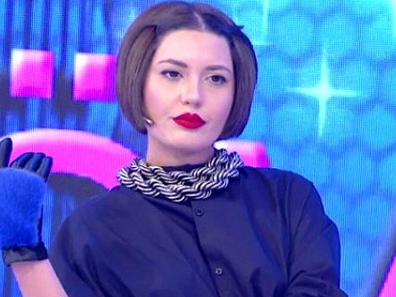 “Dost axtarıram, maaşını verəcəm...” - Bahar