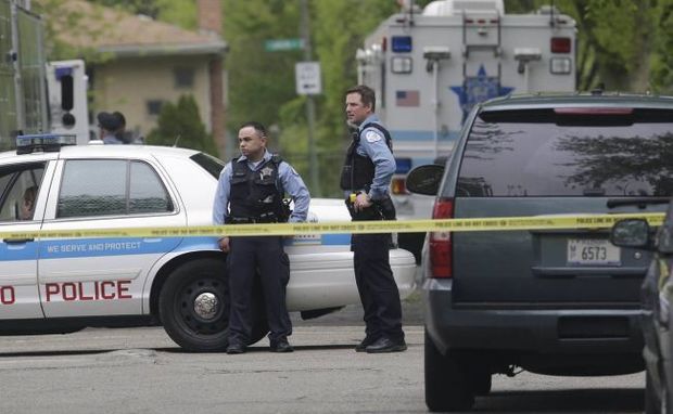 Один человек погиб и не менее семи ранены в результате стрельбы в Чикаго