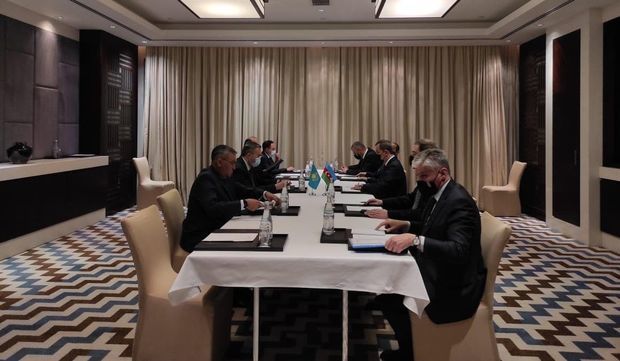 Джейхун Байрамов встретился с министром иностранных дел Казахстана