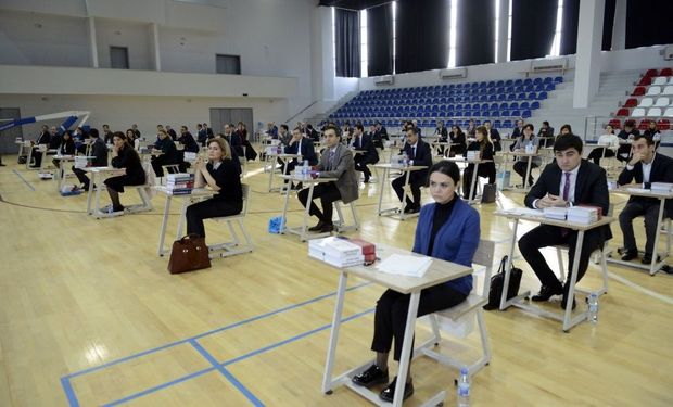 Hakimliyə namizədlərlə yazılı imtahanın vaxtı açıqlandı