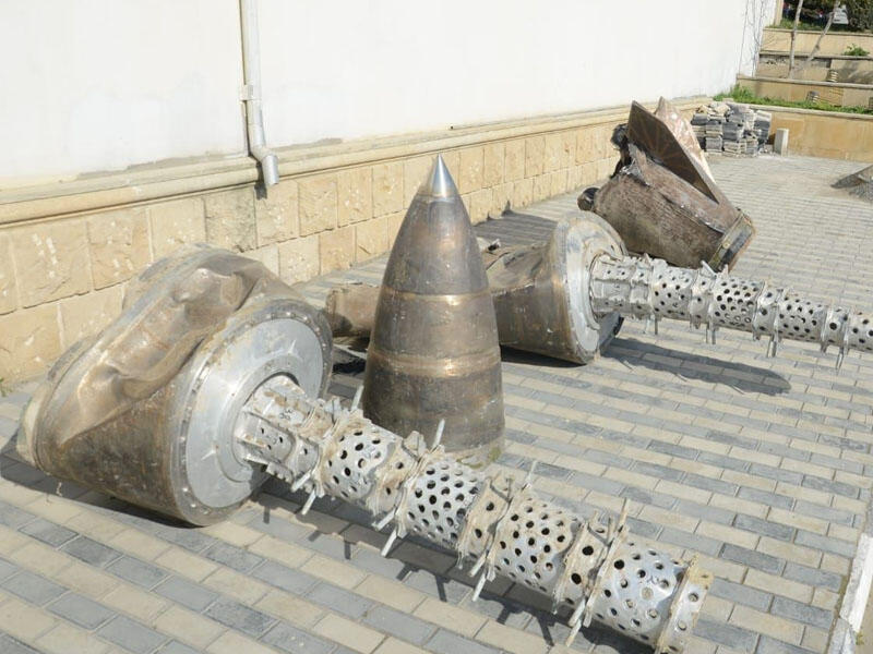 В Баку демонстрируются фрагменты ракет 