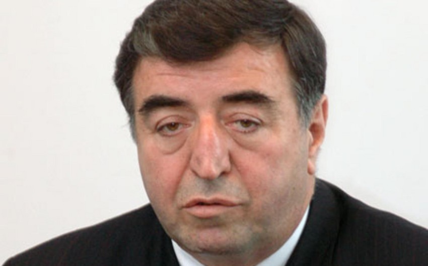 Əhməd Əhmədzadə vəzifəsindən azad edilib