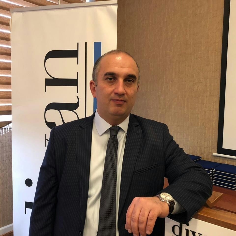 Azər Niftiyev: Yaxşı olar ki, mediada peşəkarlar ön plana çəkilsin