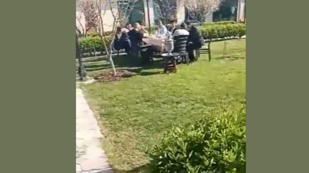 В Гейчае наказали организаторов и участников помолвки в ресторане - ФОТО/ВИДЕО