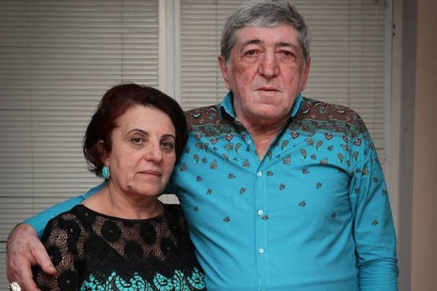 Rəmişin həyat yoldaşı onu son mənzilə yola salır - VİDEO