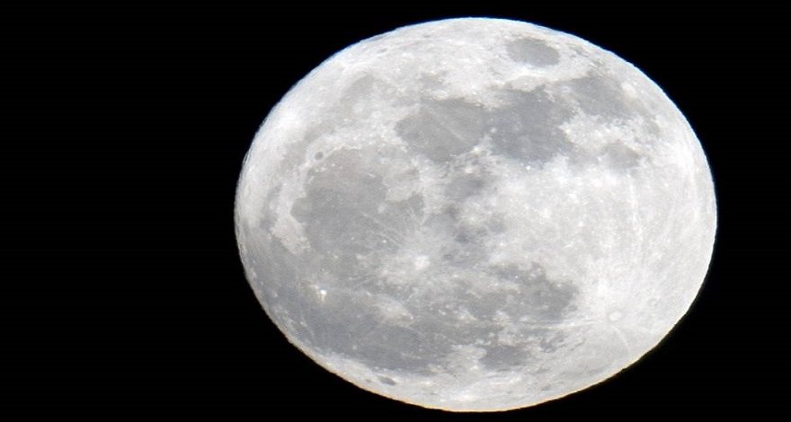 В США провели водные испытания капсулы корабля для полета к Луне