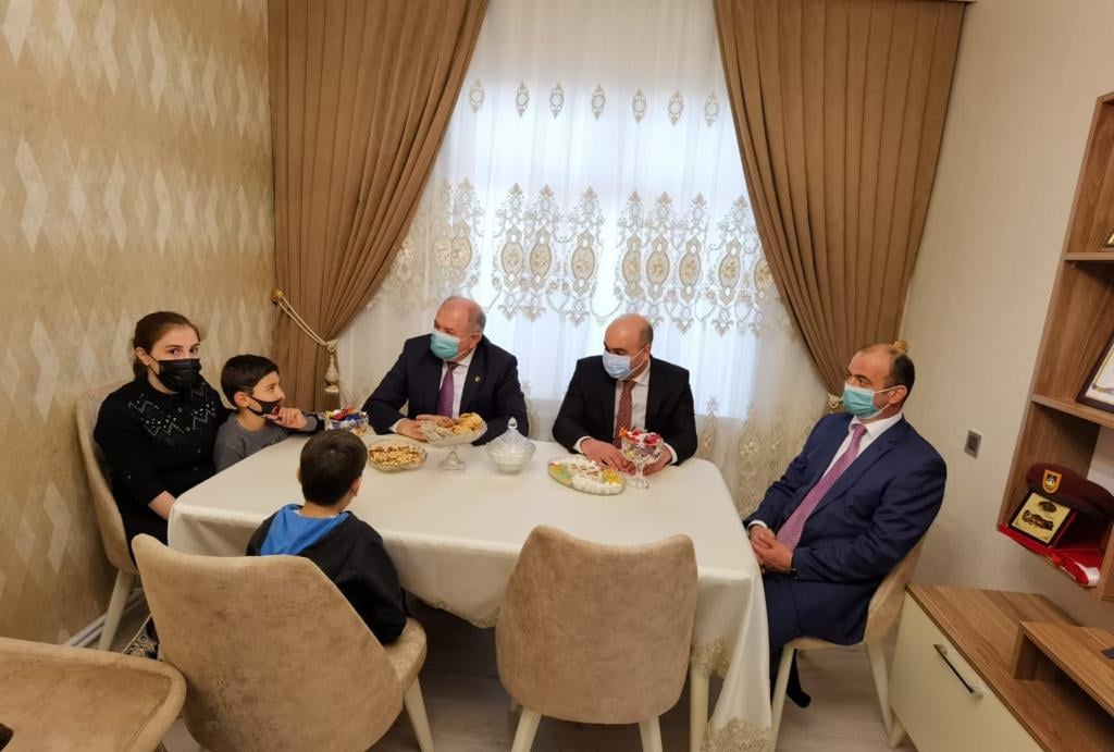 Suraxanı Rayon İcra Hakimiyyəti növbəti şəhid ailəsinin mənzilini əsaslı təmir etdirdi