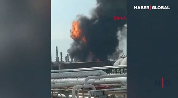 Meksikada yanacaq zavodunda partlayış – VİDEO