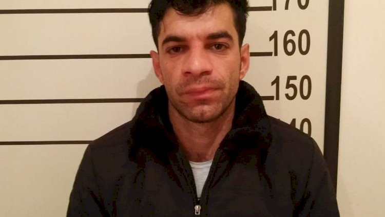 Sosial şəbəkədə tanış olduğu qadını şantaj etdi: Saxlanıldı