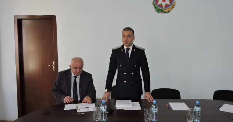 Nərimanov rayon prokuroru və müavini yol hərəkəti qaydalarını belə pozdular – VİDEO