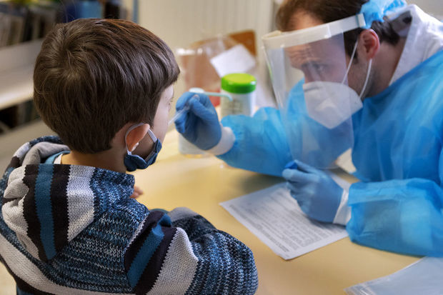 Педиатр пояснил, для детей с какими заболеваниями COVID-19 более опасен