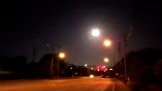 ABŞ səmasında meteorit partlayıb - VİDEO