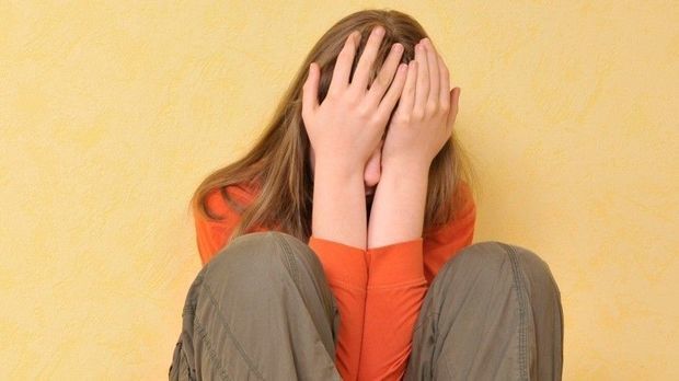 В Испании супруги продали свою 12-летнюю дочь