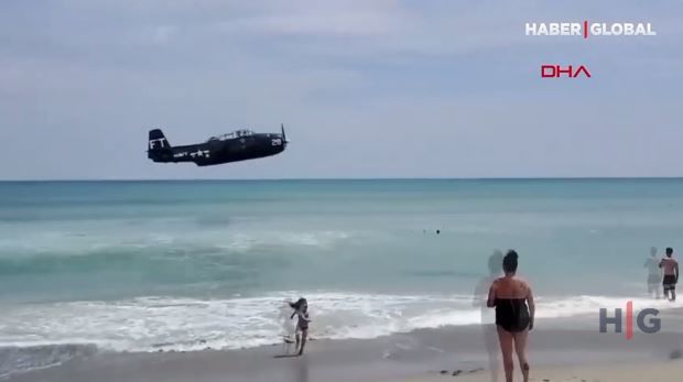 ABŞ-da qırıcı təyyarə dənizə düşdü – VİDEO