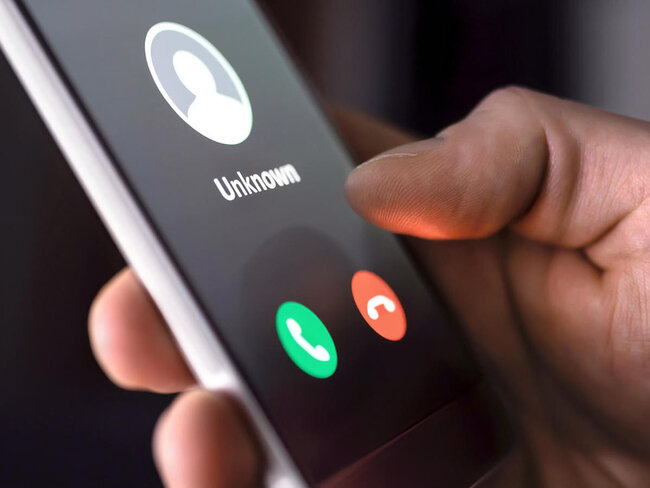 Əhaliyə XƏBƏRDARLIQ - Sizə zəng edib bu məlumatları soruşsalar, cavab verməyin!