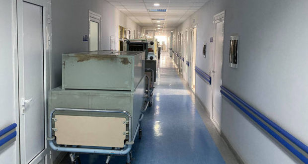 Минздрав Армении бьет тревогу: фонд коек во всех больницах исчерпан