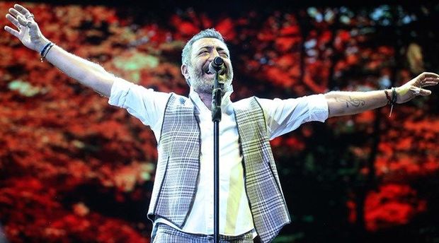 Türkiyəli müğənni reanimasiyaya yerləşdirildi