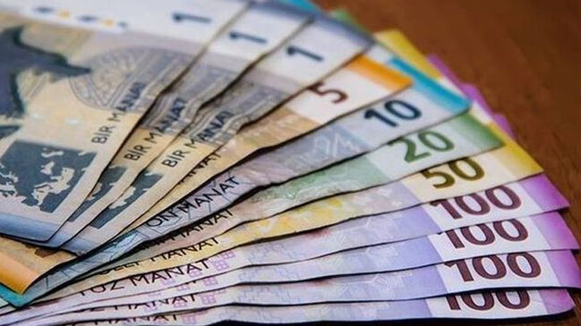 Agentlik rəsmisi 190 manatdan danışdı