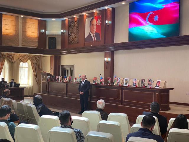 Nəsimi rayon İcra Hakimiyyətində “Dəmir yumruq” sənədli filminin təqdimatı olub