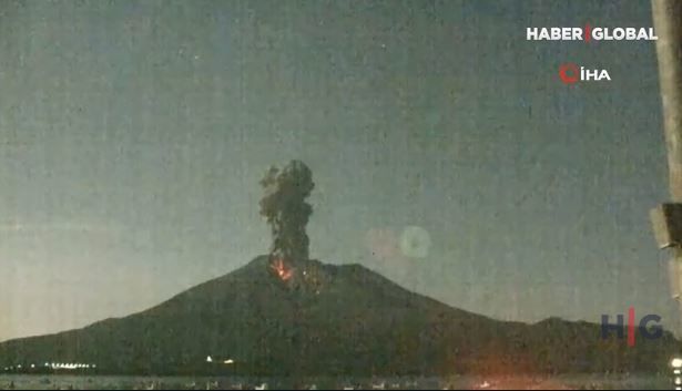 Yaponiyadakı Sakurajima dağında vulkan püskürüb – VİDEO