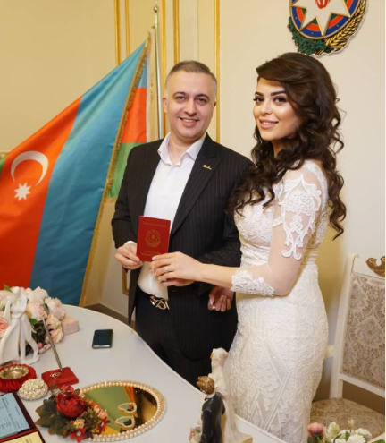 Yeni ailə quran cütlük BELƏ DİNCƏLİR - FOTO