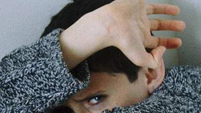 Azərbaycanda 57 yaşlı kişi azyaşlı oğlanı zorladı – VİDEOYA ÇƏKDİLƏR