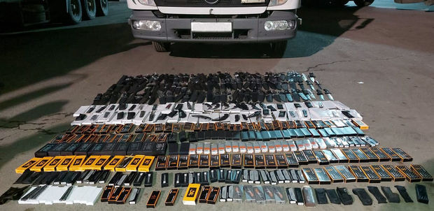 Ölkə ərazisinə 350 bıçağın keçirilməsinin qarşısı alındı - FOTO/VİDEO