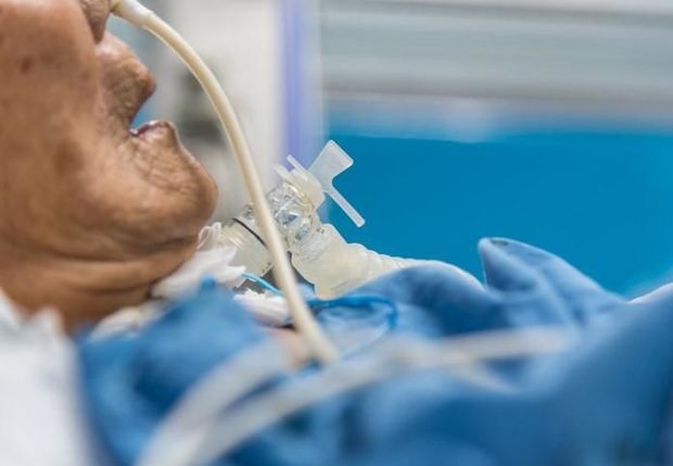 Azərbaycanda koronavirusdan ölənlərin sayı yenidən artdı - FOTO