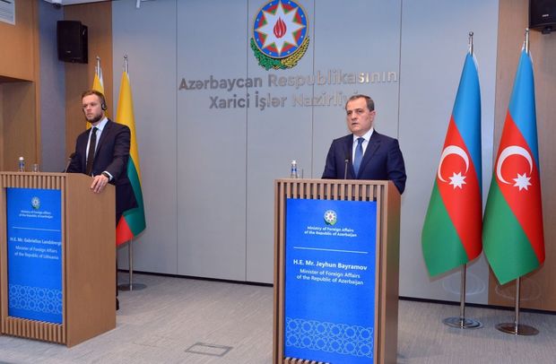 Azərbaycan və Litva XİN başçılarının geniş tərkibdə görüşü keçirilib - YENİLƏNİB + FOTO