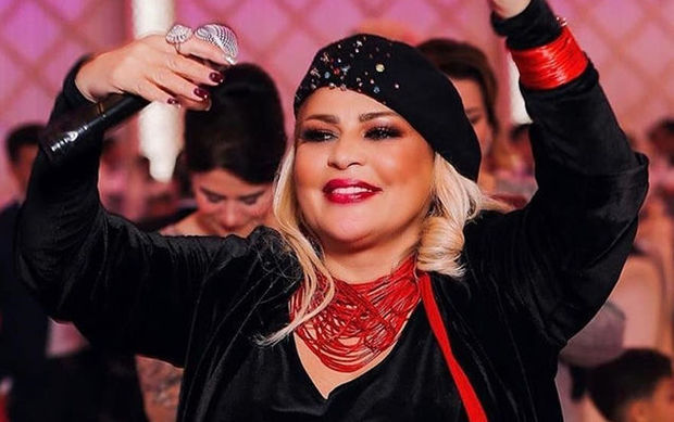 Метанет Искендерли заразилась коронавирусом: состояние певицы тяжелое