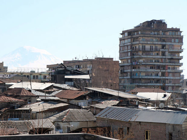 Ermənistan vətəndaşları işləmək üçün kütləvi şəkildə Rusiyaya qaçırlar