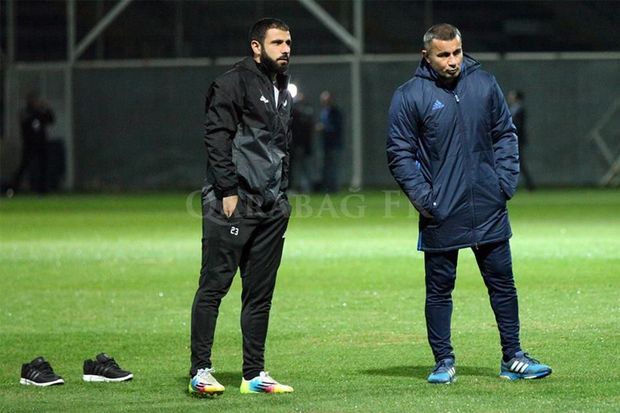 Rəşad Sadıqov Qurban Qurbanova qarşı