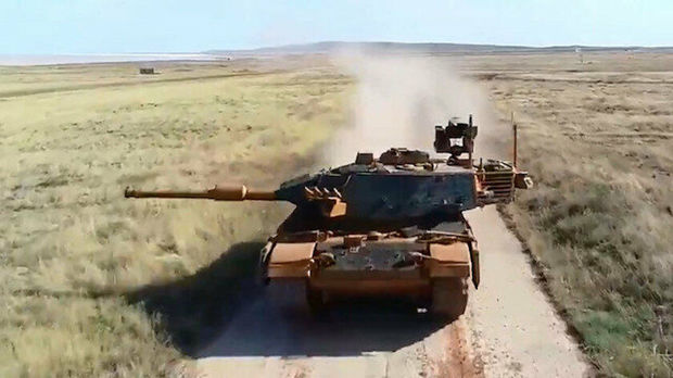 Türkiyə tanklar üçün yeni sistemi sınaqdan keçirdi - VİDEO