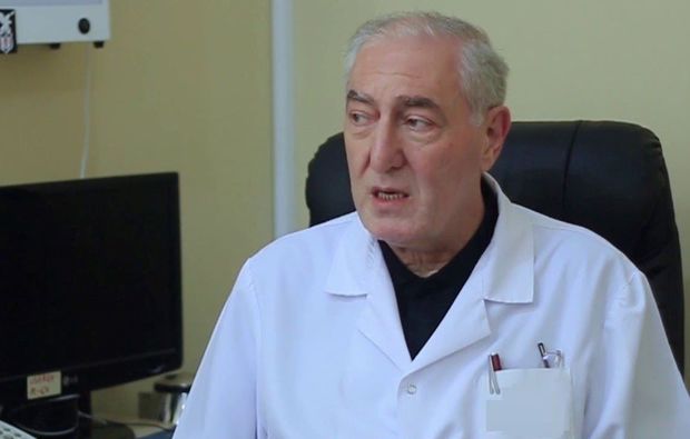 Azərbaycanda daha bir həkim koronavirusdan öldü - FOTO