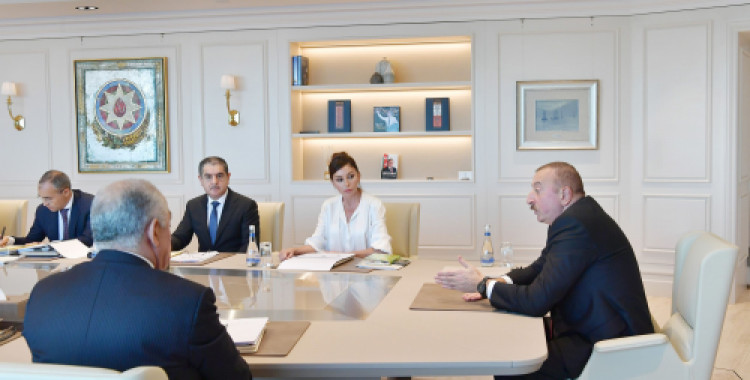 SON DƏQİQƏ - Azərbaycanda 6 nazirlik, 4 komitə ləğv edilir - TƏCİLİ XƏBƏR