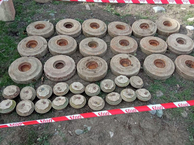 Nə qədər partlamamış hərbi sursat və mina aşkarlanıb?