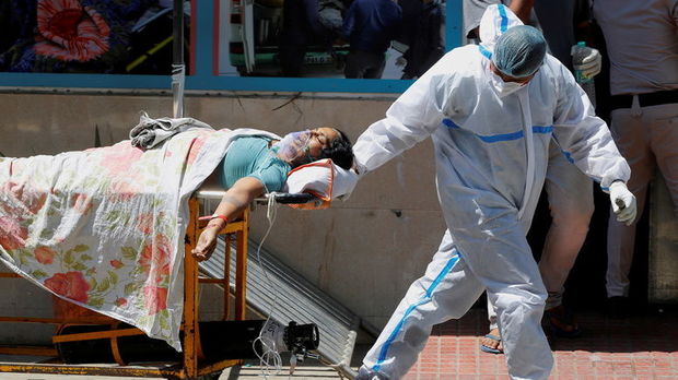 Индия вновь побила антирекорд по приросту погибших от COVID-19 за сутки