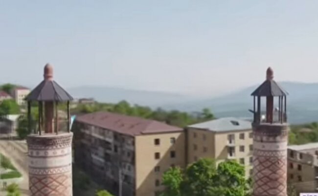 В Шуше совершен праздничный намаз - ВИДЕО