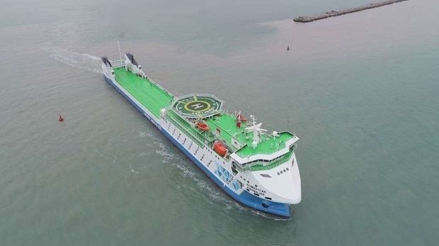 Azərbaycan gəmisi Türkmənistanda milli adət-ənənələrə uyğun qarşılanıb - FOTO