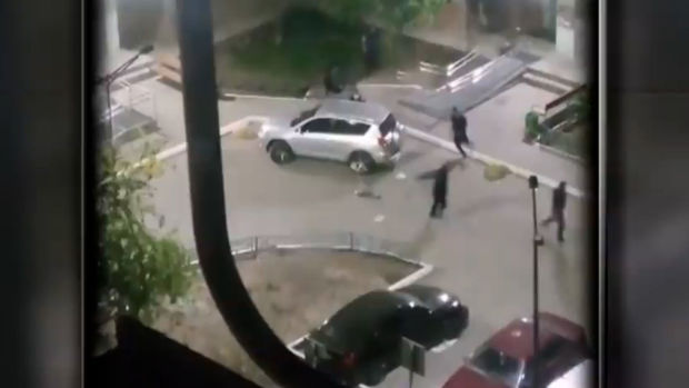 Rusiyada Lənkəranskinin və “Lotu Quli”nin tərəfdarları arasında atışma - VİDEO