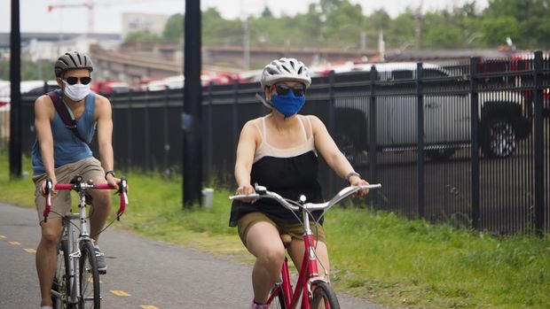 Bioloqdan xəbərdarlıq: “Koronavirus insan ömrünü qısaldır”