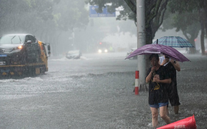 Çində qasırğa zamanı 7 nəfər həlak olub, yüzlərlə xəsarət alan var