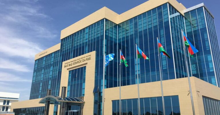 Son dəqiqə: Bakı Baş Gömrük İdarəsi rəisinin köməkçisi, şöbə rəisi və daha bir yüksək vəzifəli məmuru HƏBS OLUNDU - ÖZƏL, YENİLƏNİB