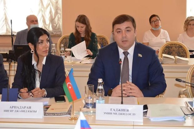 Azərbaycanlı millət vəkili erməni deputatı susdurub - VİDEO