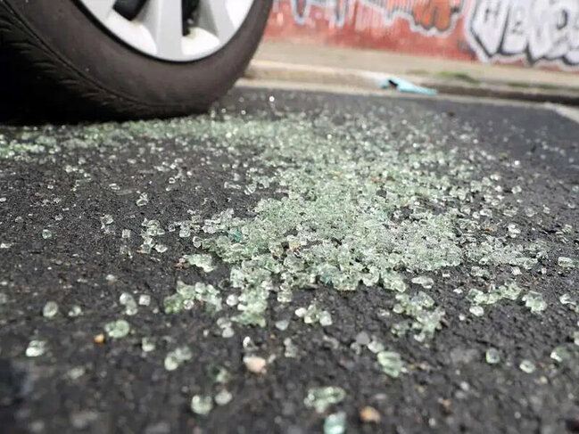 Tanınmış jurnalist ağır qəzaya düşdü: Özü və qızı... - FOTO