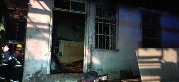 Gəncədə ev yandı, ölən var – FOTO/VİDEO