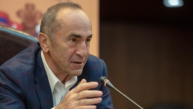 Robert Koçaryandan etiraf: “Biz danışıqların tam hüquqlu tərəfi deyilik”